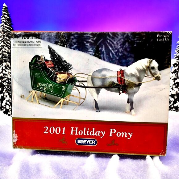 Breyer Model Horse JINGLES 2001 Holiday Pony Sleigh and Gifts New - Picture 1 of 15